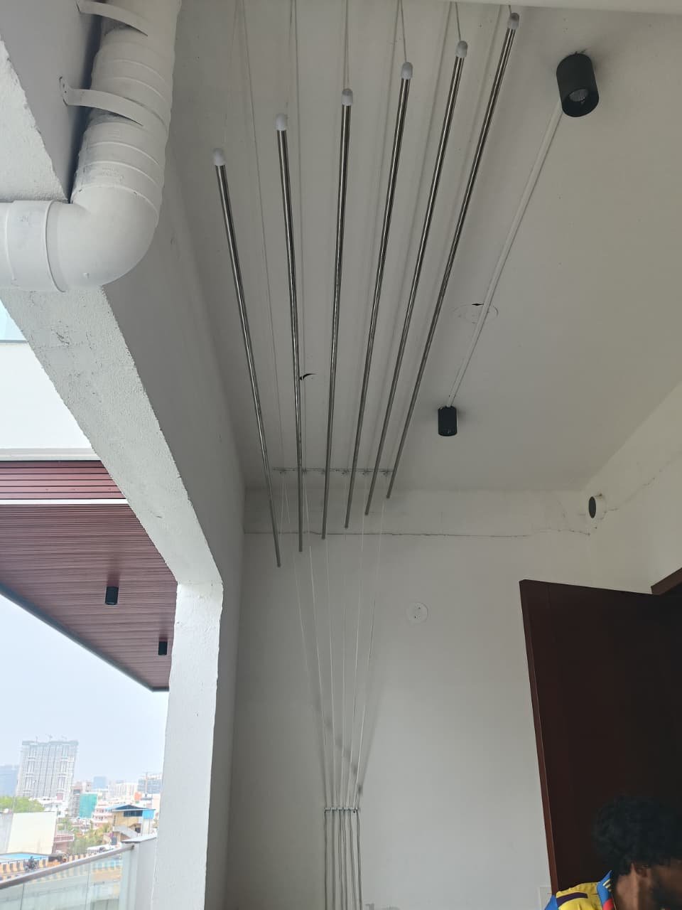 Installed balcony clothes hanger drying system
